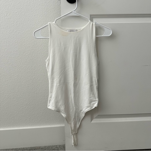 House of Harlow white bodysuit - Picture 1 of 1